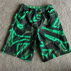 NWOT Nike Youth X-Large Green, Black & Gray Swim Trunks